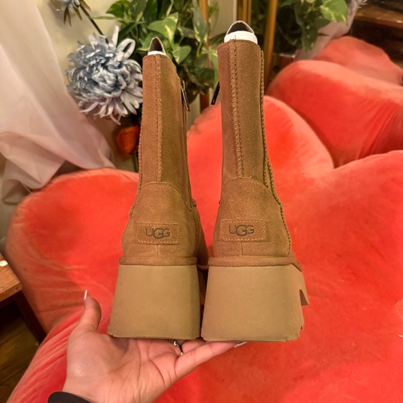 UGG Classic Twin Seam New Heights - Picture 3 of 7